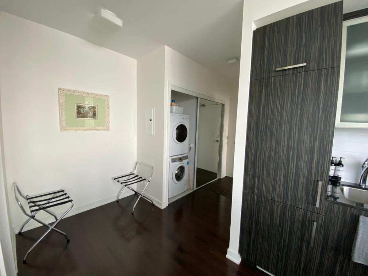Corporate Suite Toronto Eksteriør bilde