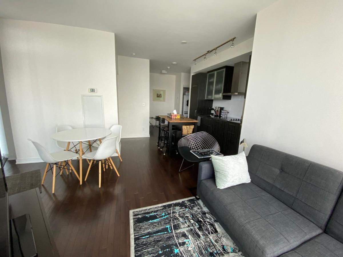 Corporate Suite Toronto Eksteriør bilde